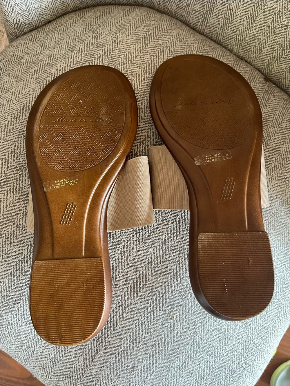 Italian Shoemakers Briley Sandals Women’s Size 8.5 Made in Italy Beige Tan - Picture 3 of 4